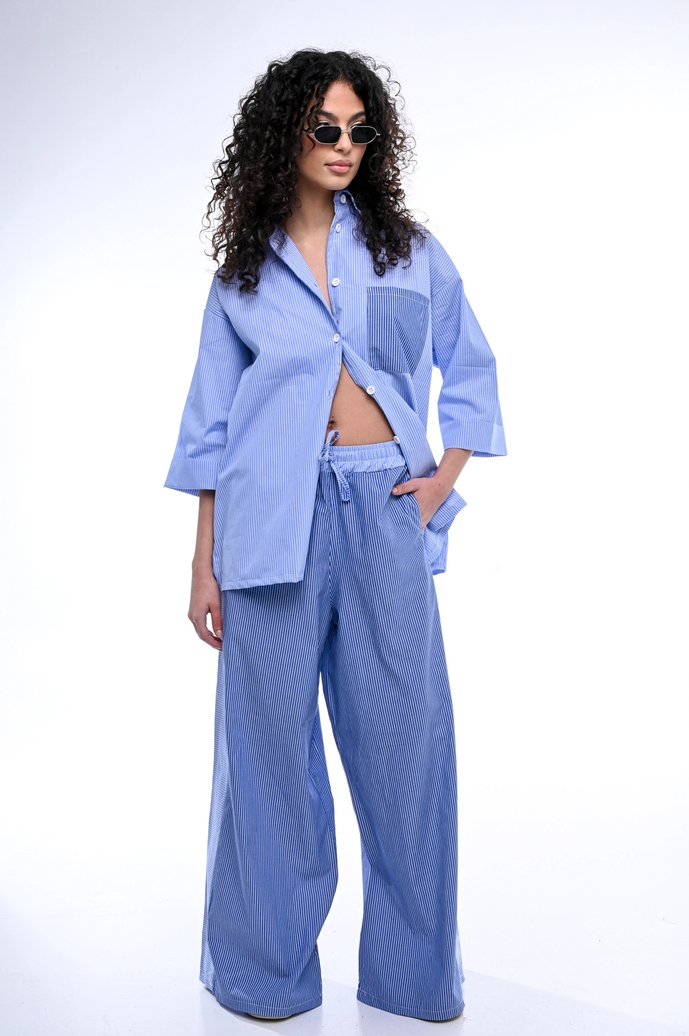 WNDR8875.jpg Stripe Set - Image 1